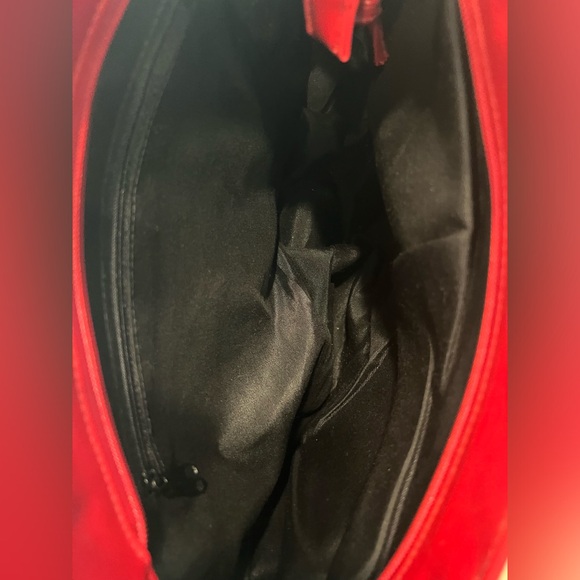 Illustration Artsy Tote Black And White with red Sequins! - Picture 4 of 7